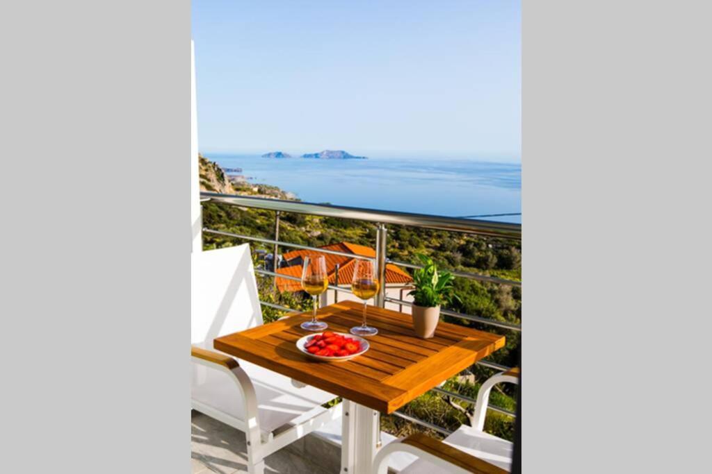 הוילה Kerames Chrysi'S Ocean View Retreat מראה חיצוני תמונה